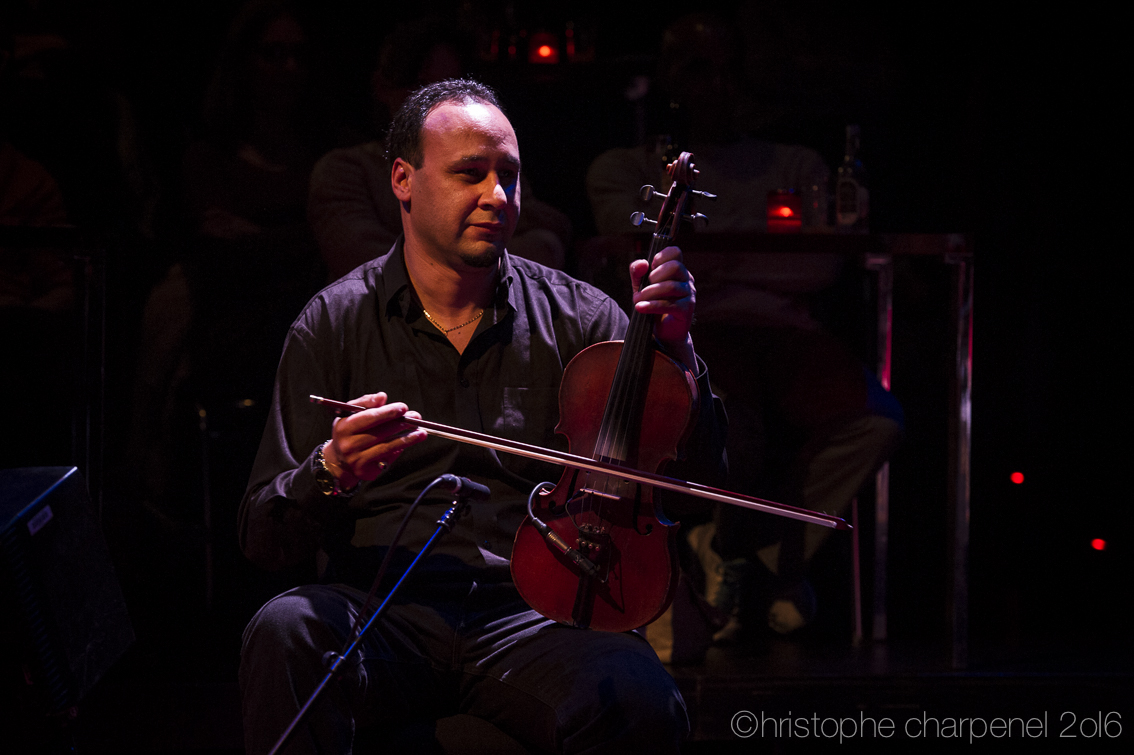 Kheireddine M'Kachiche au violon, le 13 février.