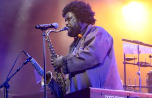 A Jazz à Vienne : l’enthousiasmant jazz contestataire et engagé de Kamasi Washington