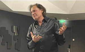 Portrait/Dimitri Naïditch : le musicien qui refuse de choisir entre la musique classique et le Jazz…