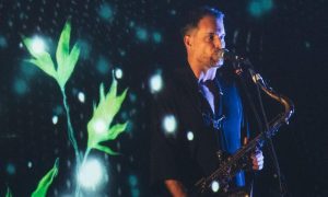 Geoffrey Secco au Radiant, Origines : concert sous hypnose